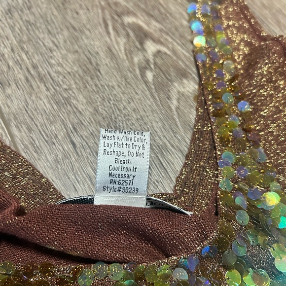 vintage Y2K necessary objects, sequin sparkly tank - Picture 5 of 6